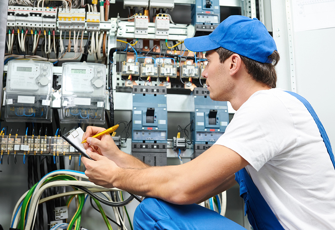 Inspección de electricista